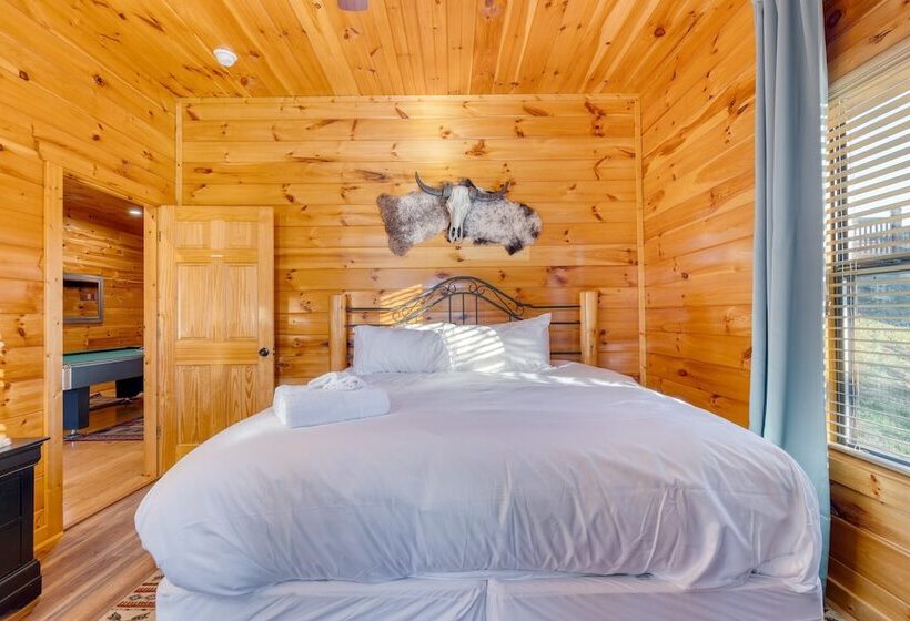 Bear Cove By Avantstay Hot Tub + Pool Table!