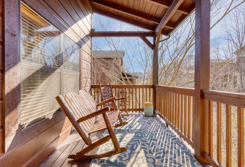 Bear Cove By Avantstay Hot Tub + Pool Table!