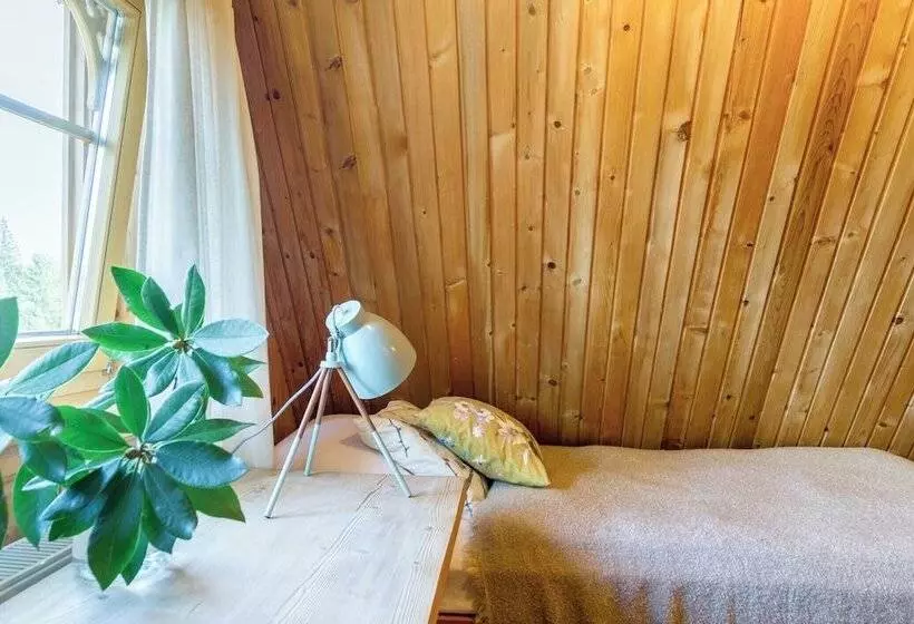 Aamiaismajoitus (B&B) Leśniczówka U Zięby