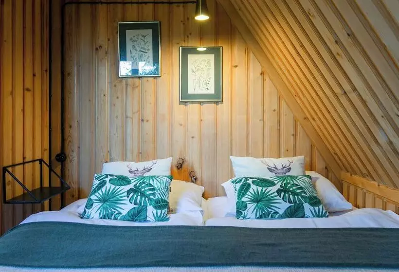 Aamiaismajoitus (B&B) Leśniczówka U Zięby