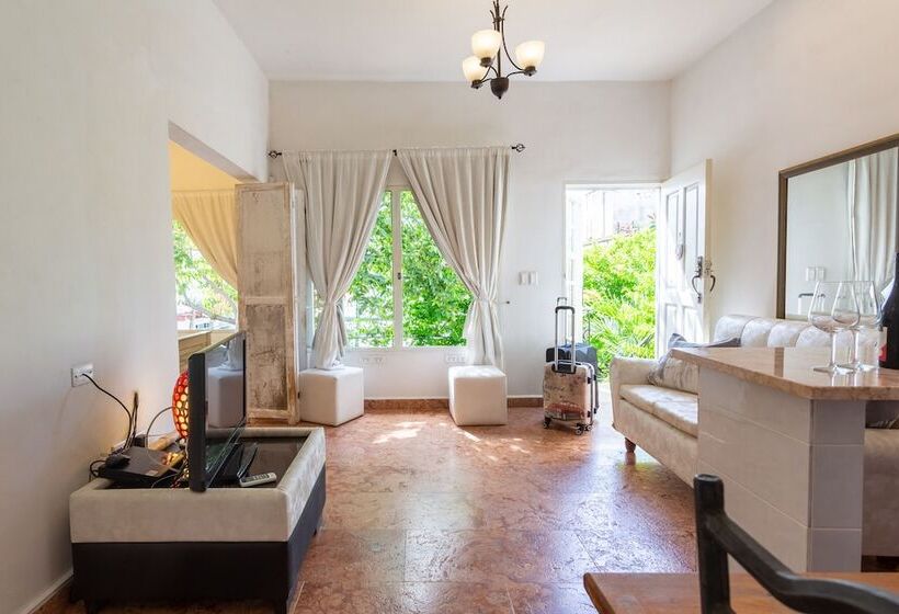 تختخواب و صبحانه Residencia Albero Dulce