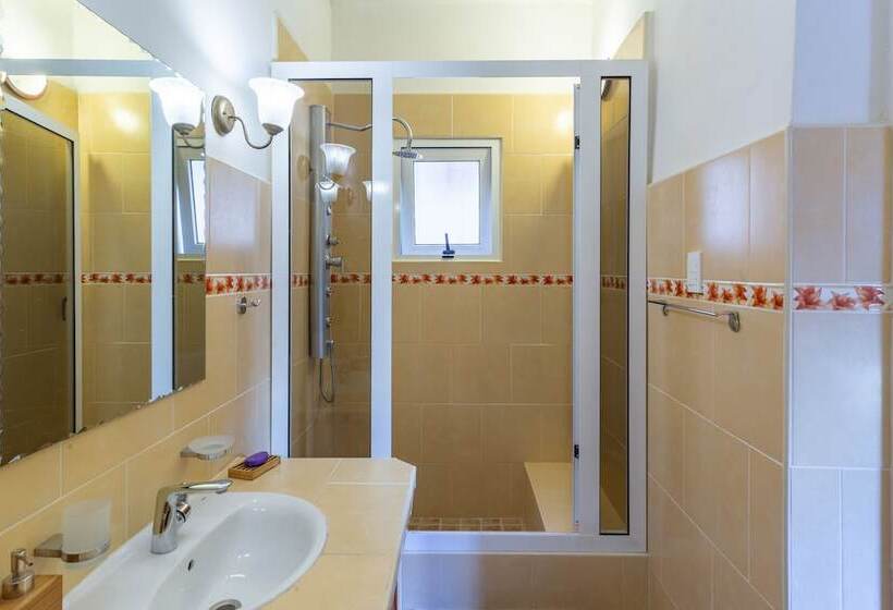 تختخواب و صبحانه Residencia Albero Dulce