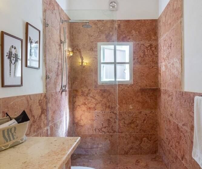 تختخواب و صبحانه Residencia Albero Dulce