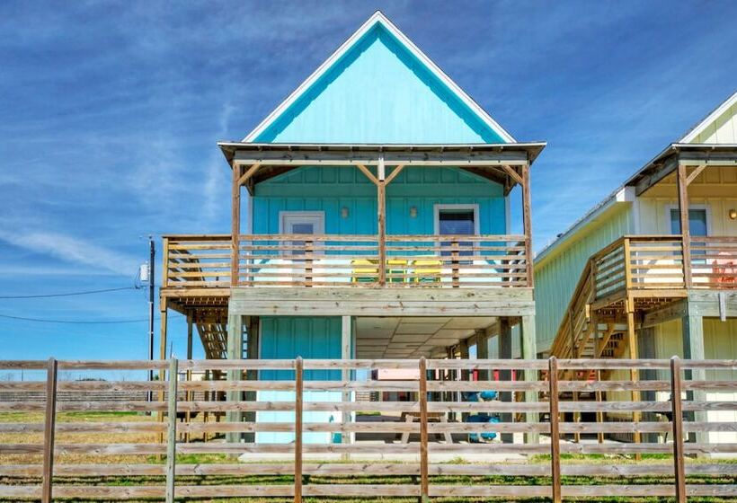 Shared Pool W/ Bay Views, Boat Dock Fishing Big Slough By Avantstay