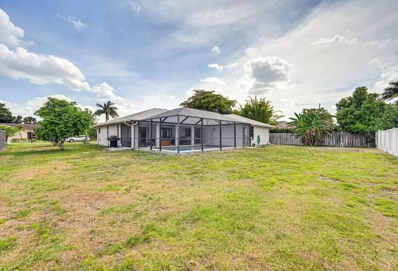 Chic Naples Home W/ Pool & Hot Tub, 4 Mi To Beach!