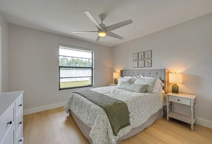 Chic Naples Home W/ Pool & Hot Tub, 4 Mi To Beach!