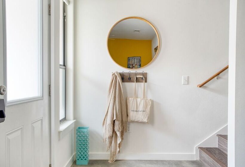 Clyde By Avantstay Great For Longer Stays, 12 Min To Downtown