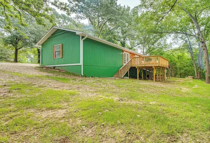 Cotter Home W/ Deck ~ 1 Mi To Big Spring Park!