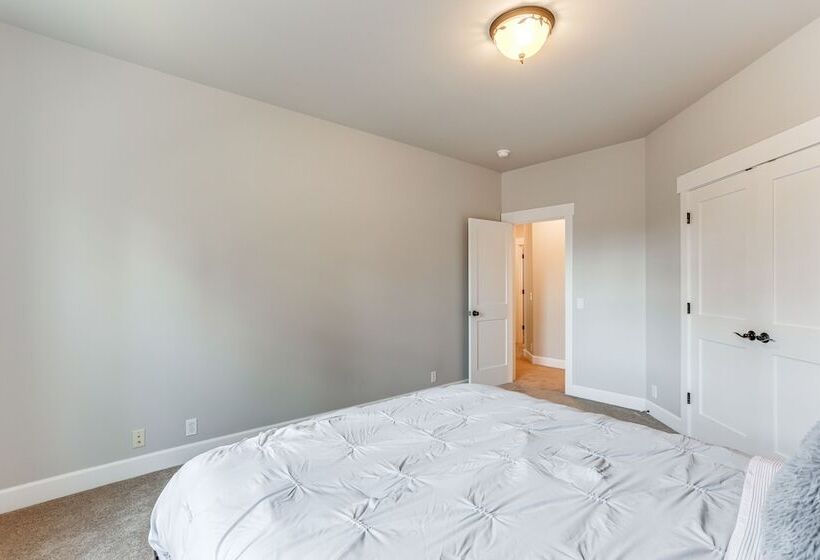 Family Friendly Seattle Getaway: 9 Mi To Downtown!