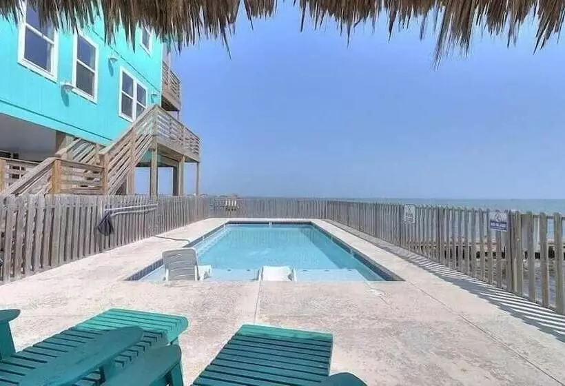 Waterfront, Shared Boat Dock & Pool W/ Views Fins And Feathers By Avantstay