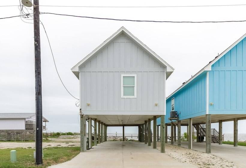 Waterfront, Shared Boat Dock & Pool W/ Views Fins And Feathers By Avantstay