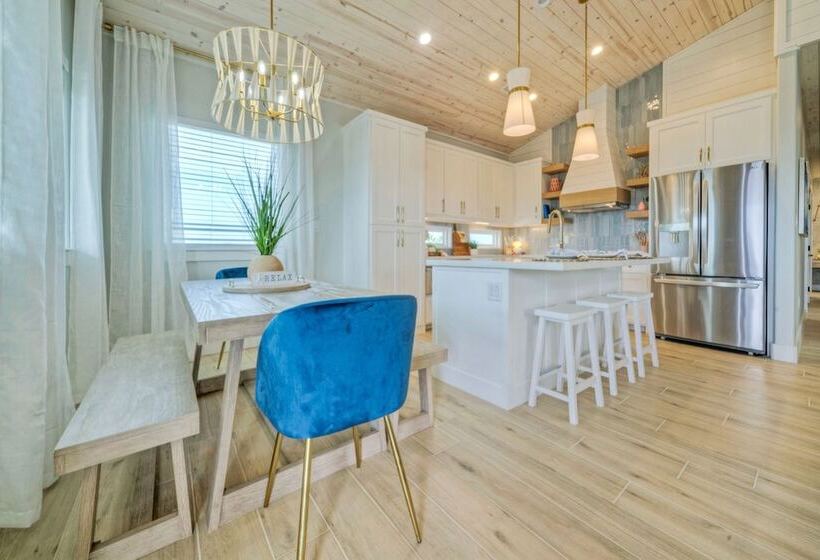 Flirty Flamingo By Avantstay Private Pool, Firepit, Balcony