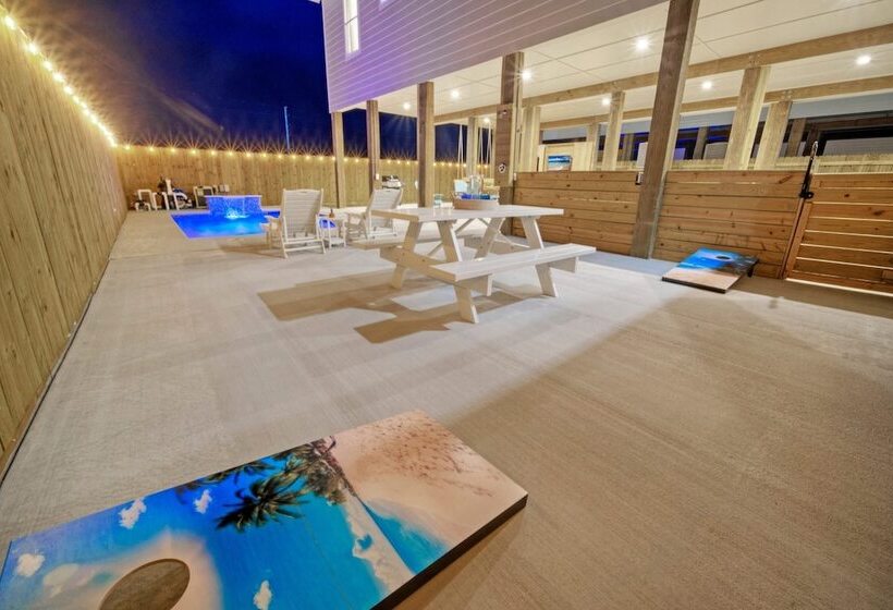 Flirty Flamingo By Avantstay Private Pool, Firepit, Balcony