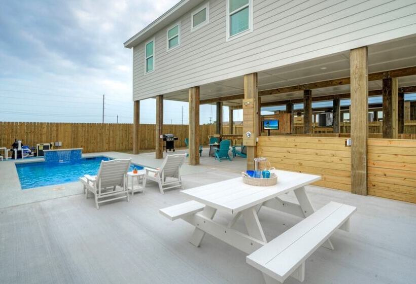 Flirty Flamingo By Avantstay Private Pool, Firepit, Balcony