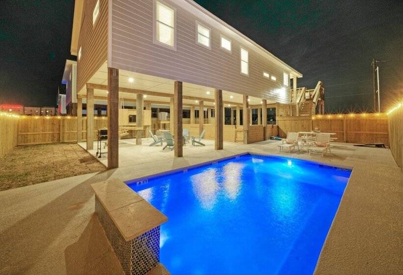 Flirty Flamingo By Avantstay Private Pool, Firepit, Balcony