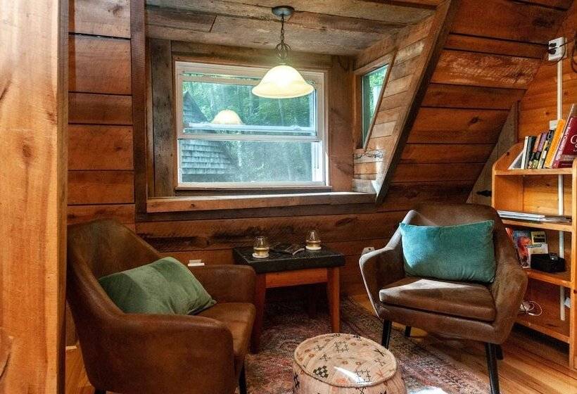 Honeycomb Hideaway By Avantstay Rustic Retreat