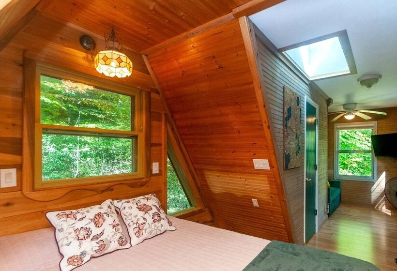 Honeycomb Hideaway By Avantstay Rustic Retreat