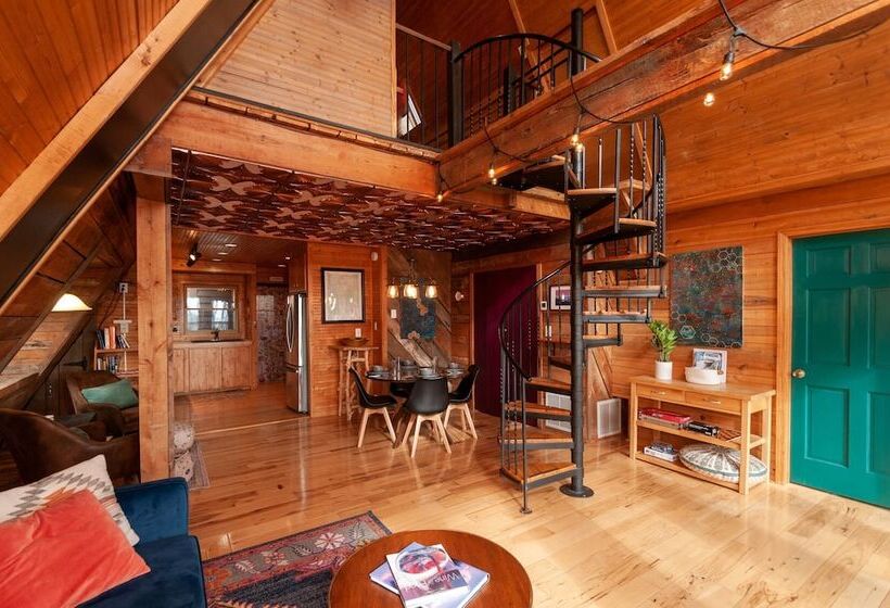 Honeycomb Hideaway By Avantstay Rustic Retreat