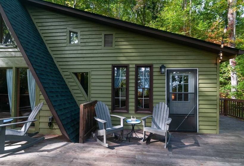 Honeycomb Hideaway By Avantstay Rustic Retreat