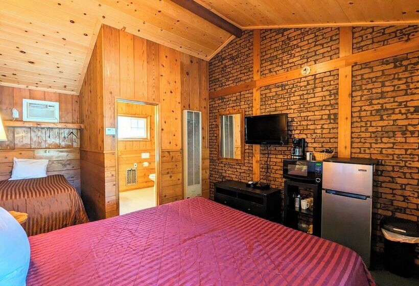 هتل Bluebird Cottage Inn