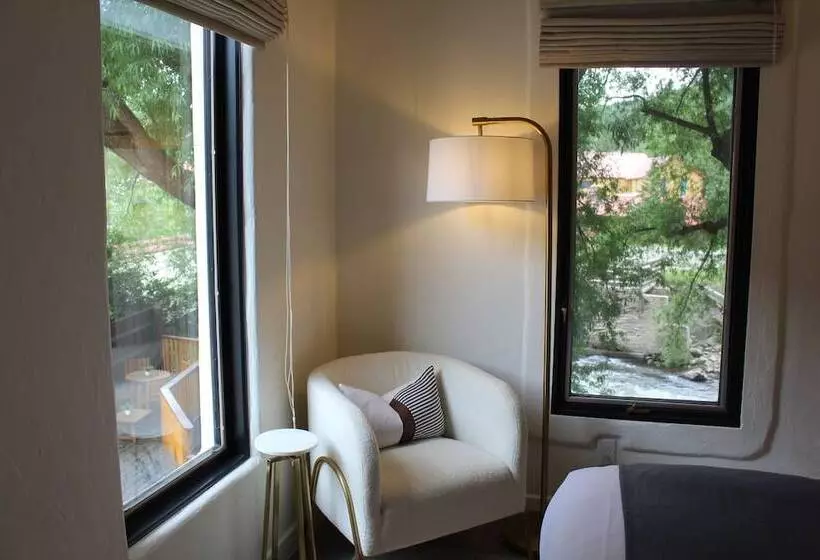 Hotelli Eagle River Inn