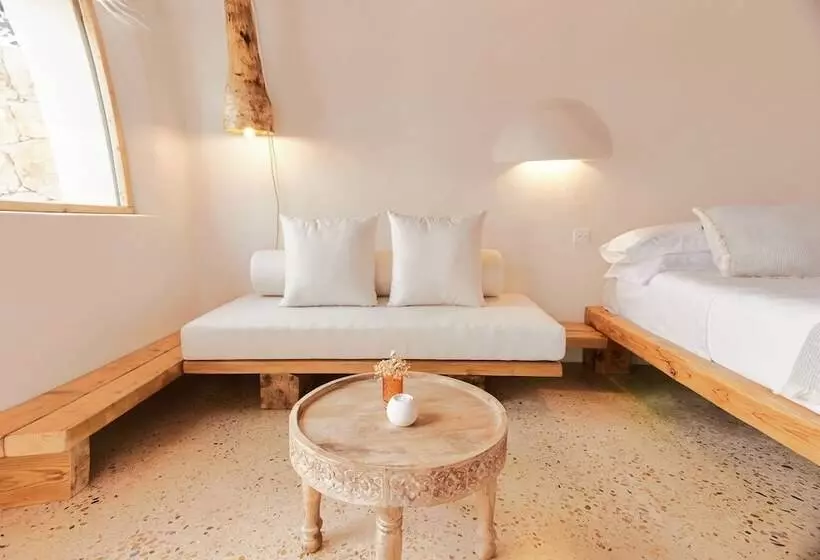 ホテル Equilicuá