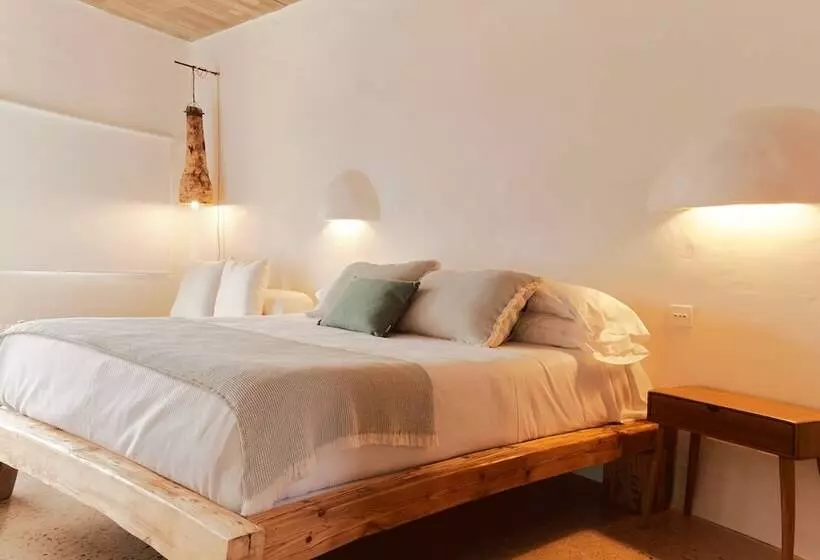 ホテル Equilicuá