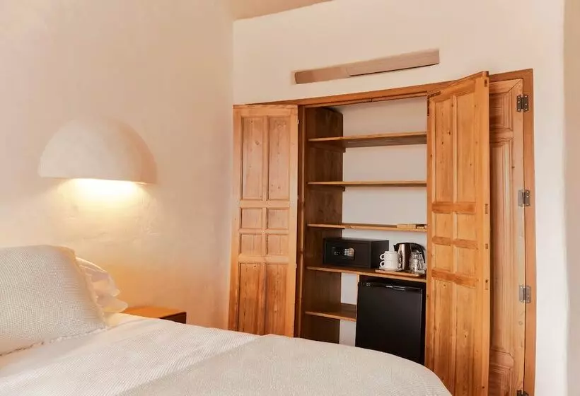 ホテル Equilicuá