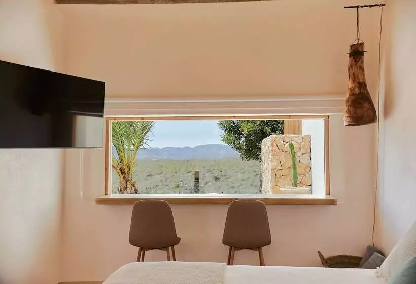 ホテル Equilicuá