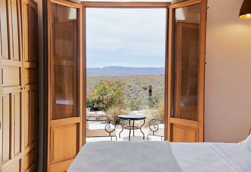 ホテル Equilicuá