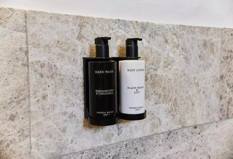 ホテル Equilicuá