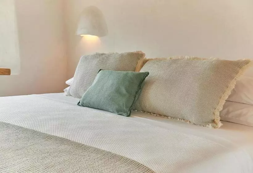 ホテル Equilicuá