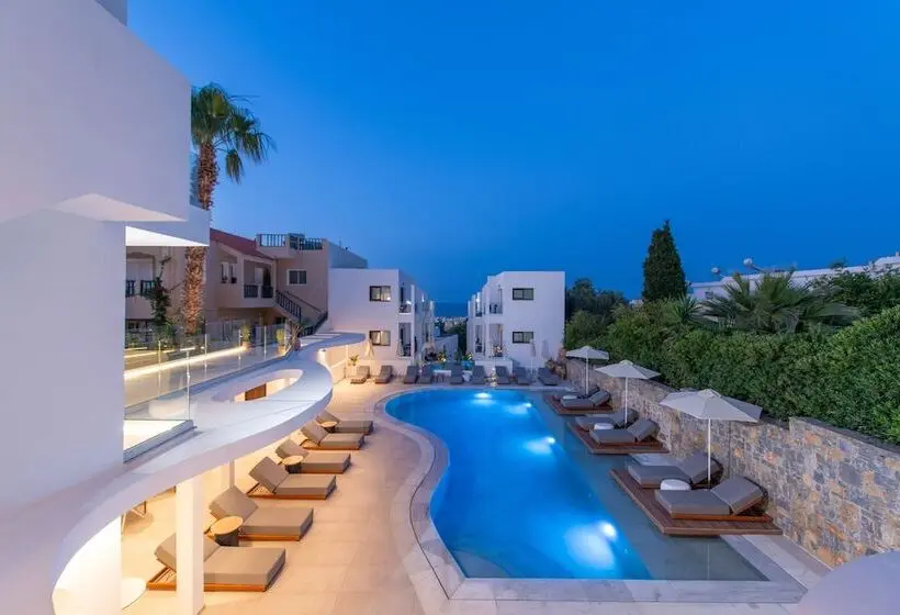 ホテル Mika Villas & Suites