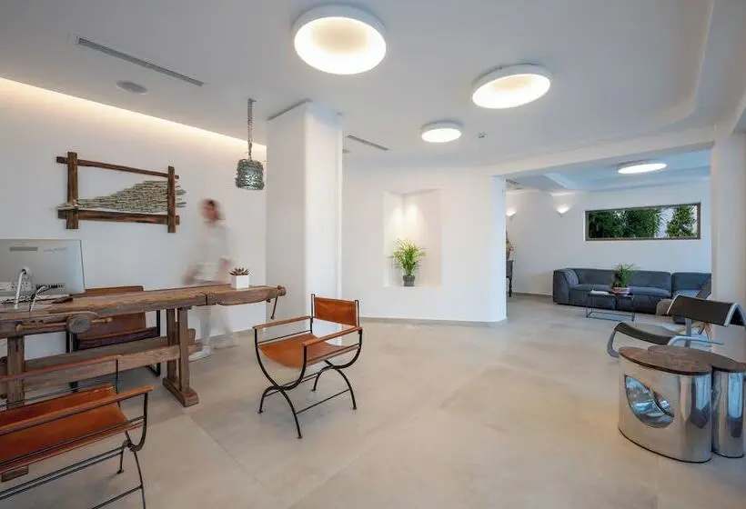 ホテル Mika Villas & Suites