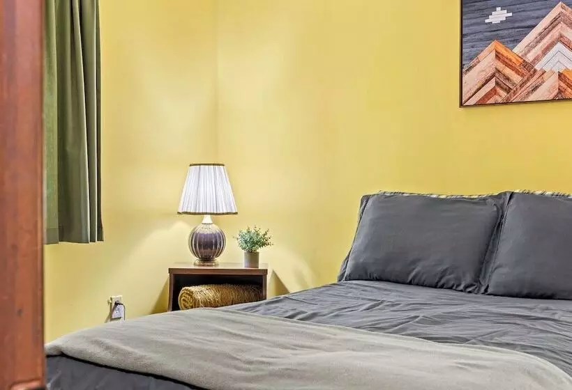 Hygge Home By Avantstay Deck For Outdoor Living, Fire Pit, Game Table