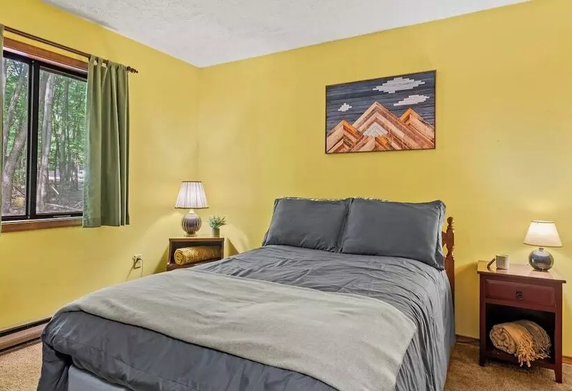 Hygge Home By Avantstay Deck For Outdoor Living, Fire Pit, Game Table