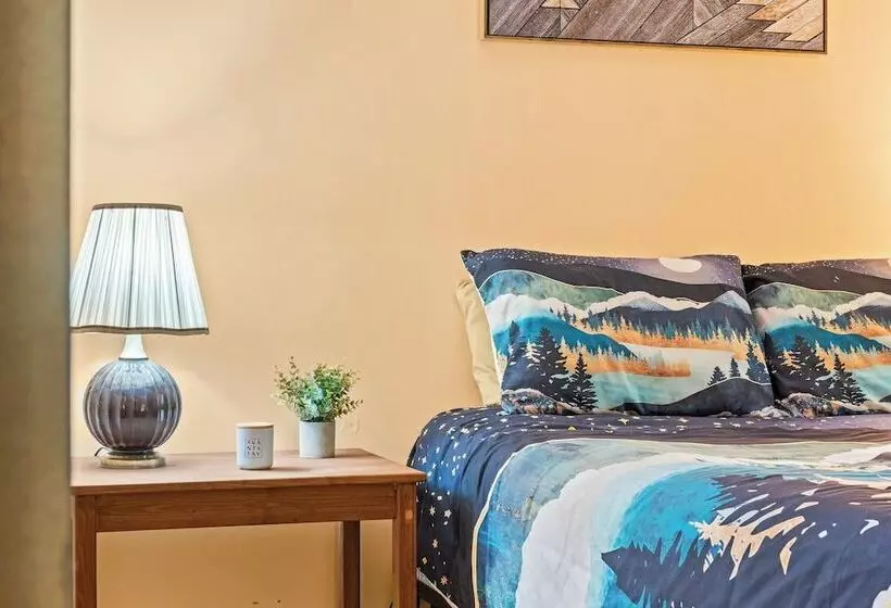 Hygge Home By Avantstay Deck For Outdoor Living, Fire Pit, Game Table