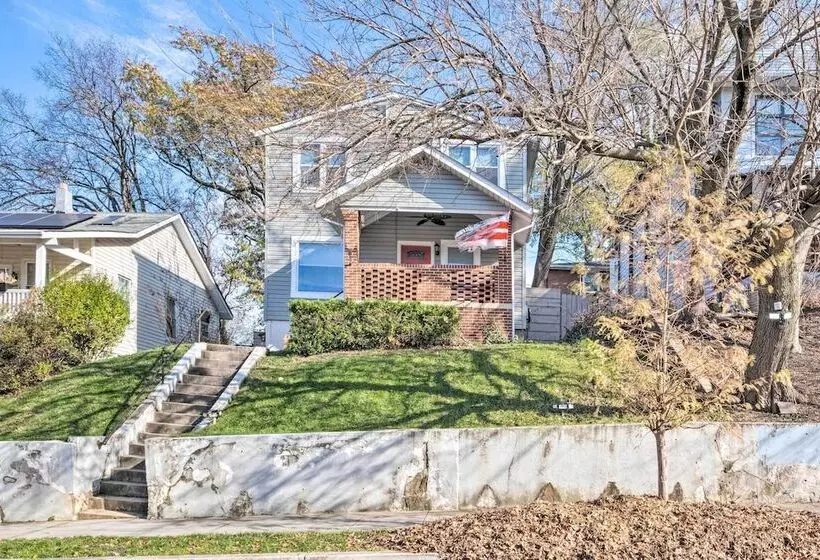 Ideally Located Dc Home W/ Pool Table & Patio