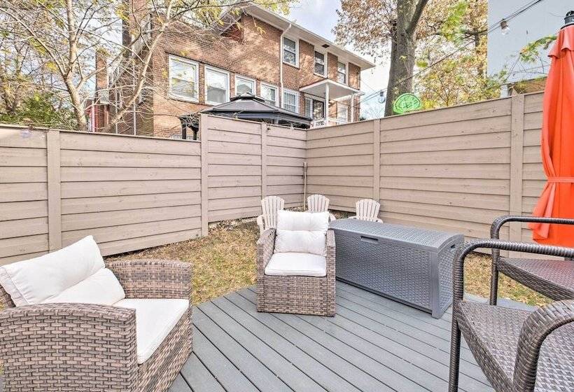 Ideally Located Dc Home W/ Pool Table & Patio
