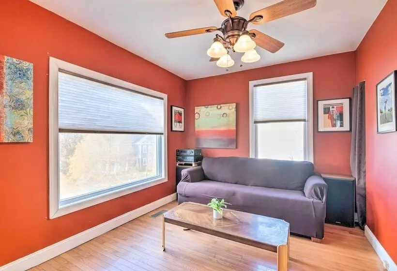 Ideally Located Dc Home W/ Pool Table & Patio