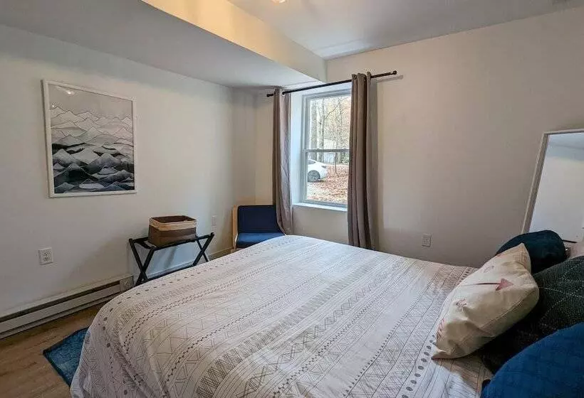 Lake Daze By Avantstay Lakefront W/ Modern Interior, Enclosed Porch & Hot Tub