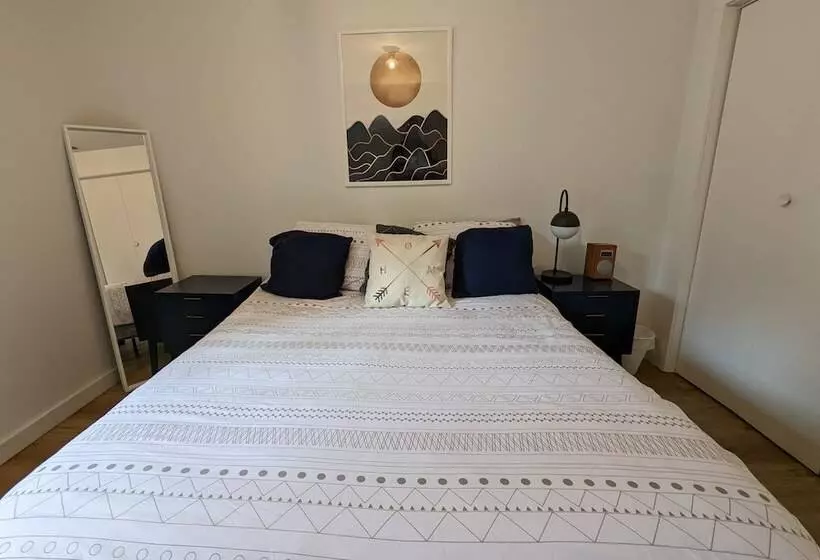 Lake Daze By Avantstay Lakefront W/ Modern Interior, Enclosed Porch & Hot Tub