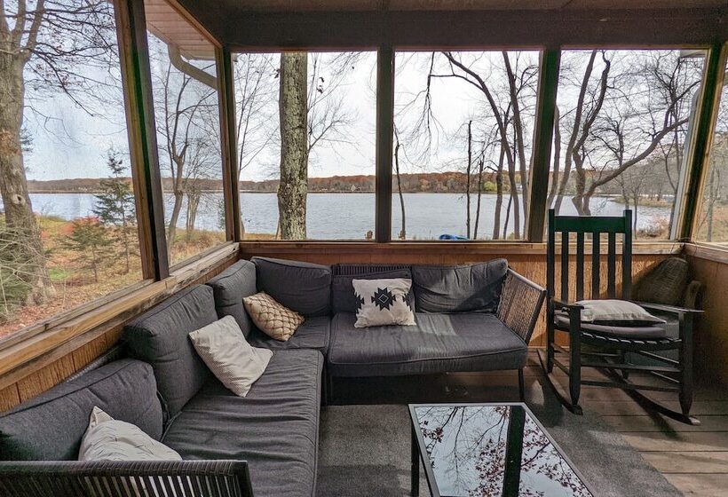Lake Daze By Avantstay Lakefront W/ Modern Interior, Enclosed Porch & Hot Tub