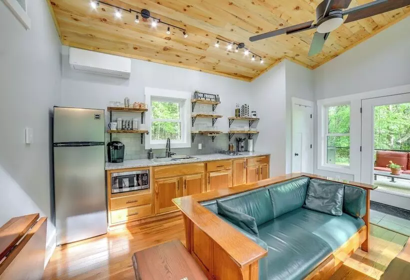 Modern Hersey Tiny Home W/ Private Hot Tub!