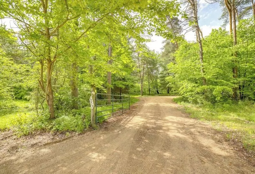 Modern Hersey Tiny Home W/ Private Hot Tub!