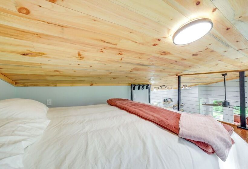 Modern Hersey Tiny Home W/ Private Hot Tub!