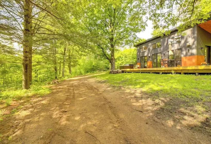 Modern Hersey Tiny Home W/ Private Hot Tub!