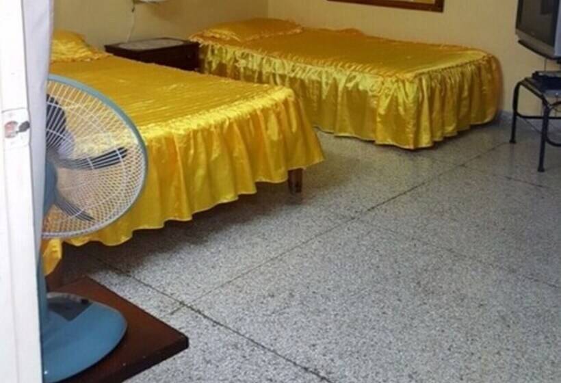 پانسیون Casa Rodolfo Y Amarilis Holguin