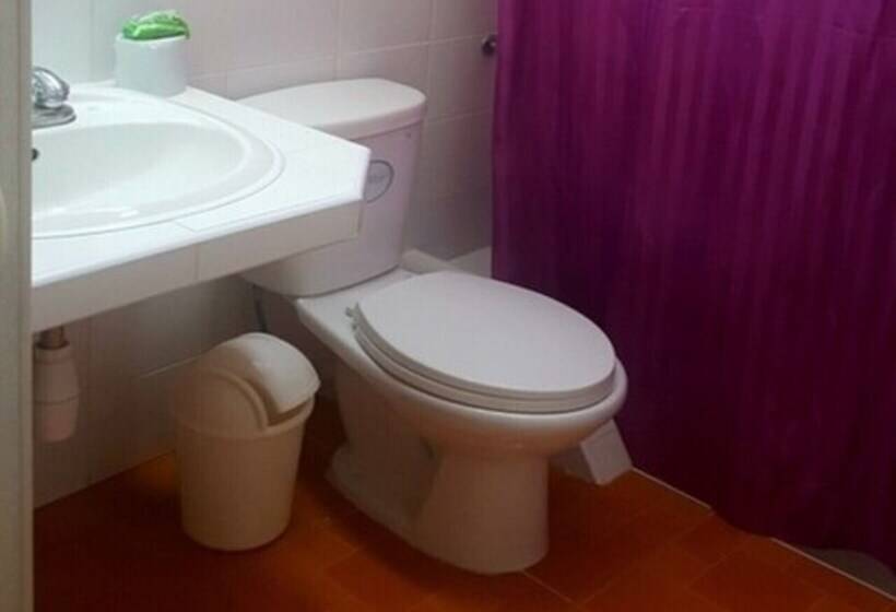 پانسیون Casa Rodolfo Y Amarilis Holguin