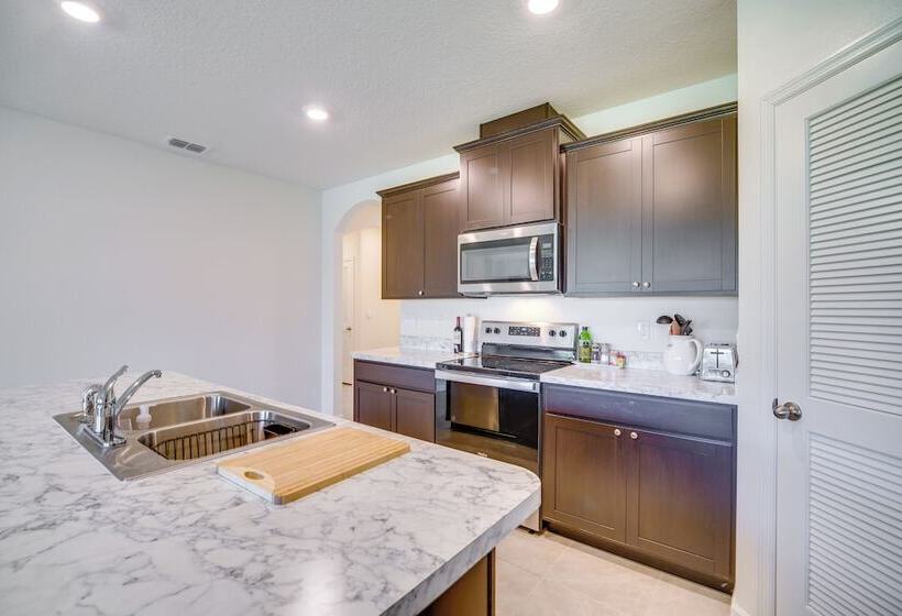 Pet Friendly Sebastian Retreat: 7 Mi To Beach!